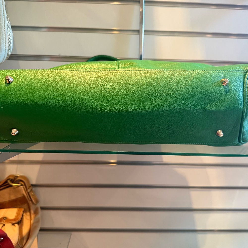 Designer Direct/ Charles David Emerald Green Shoulder Bag - sample - Picture 4 of 4